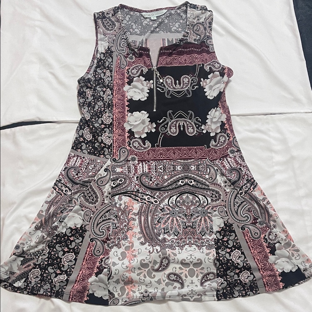 Cleo Paisley Floral Sleeveless Tunic Top Zip Front V Neck Size S Petite - Picture 4 of 9